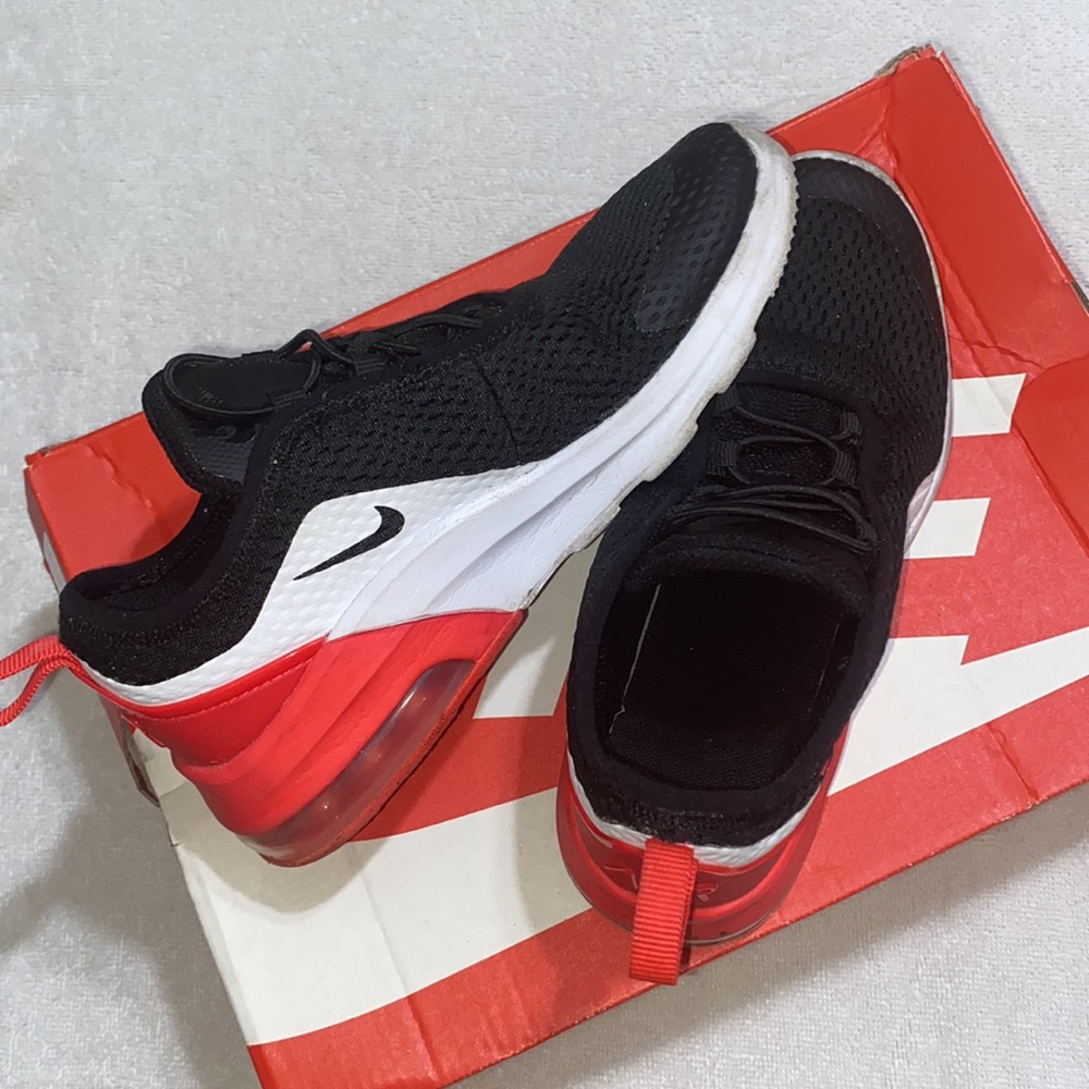 Nike (kids)
